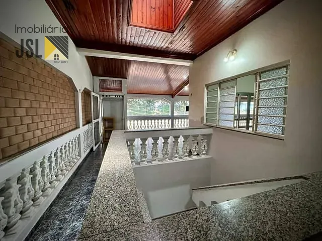Sobrado com 624m² 3 quartos e 1 banheiro, à venda, no bairro Jardim Maria Cândida em Caçapava