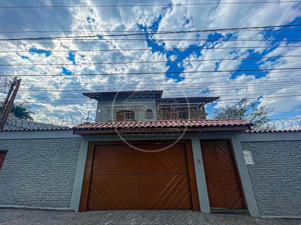 Sobrado, 4 quartos, 550 m² - Foto 1