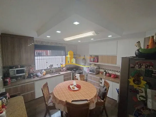 Sobrado com 280m² 3 quartos e 5 banheiros, à venda, no bairro Itaquera em São Paulo