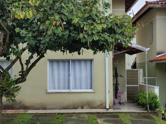 Sobrado com 90m² 2 quartos e 2 banheiros, à venda, no bairro Jardim Petrópolis em Cotia