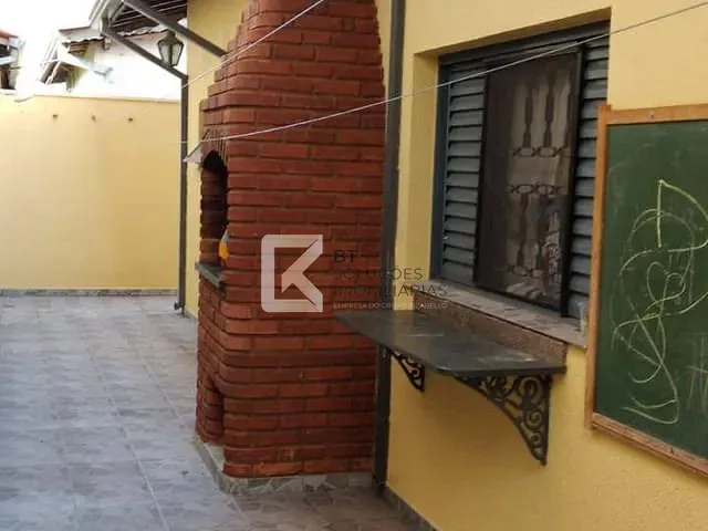 Sobrado com 300m² 3 quartos e 2 banheiros, à venda, no bairro Parque São Lourenço em Indaiatuba