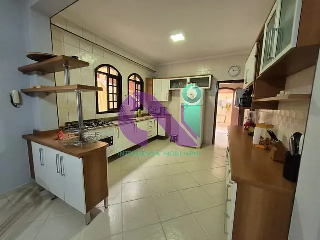 Sobrado com 125m² 3 quartos e 4 banheiros, à venda, no bairro Bela Vista em Osasco