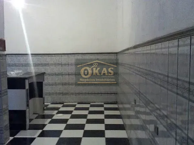 Sobrado com 150m² 3 quartos e 2 banheiros, à venda, no bairro Jardim Varan em Suzano