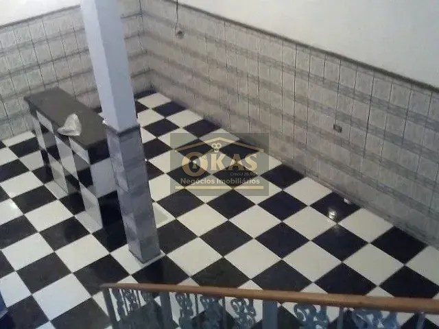 Sobrado com 150m² 3 quartos e 2 banheiros, à venda, no bairro Jardim Varan em Suzano