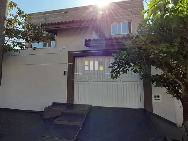Sobrado com 251m² 3 quartos e 4 banheiros, à venda, no bairro Parque Itália (Nova Veneza) em Sumaré