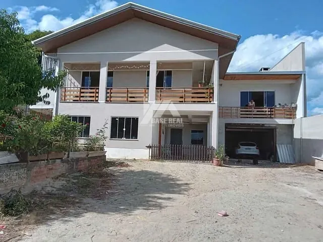 Sobrado com 459m² 6 quartos e 5 banheiros, à venda, no bairro Vila Mariana em Prudentópolis