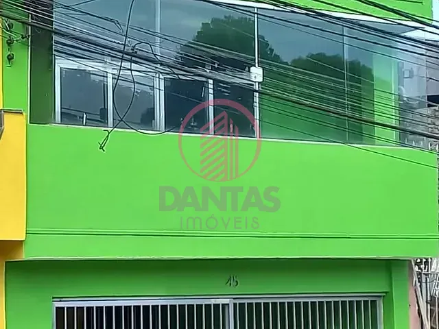 Sobrado com 125m² 3 quartos e 2 banheiros, para alugar, no bairro Umuarama em Osasco