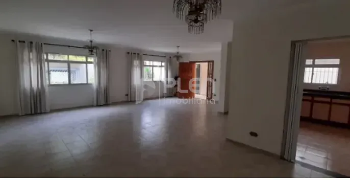Casa de 5 quartos à venda em Carandiru, São Paulo