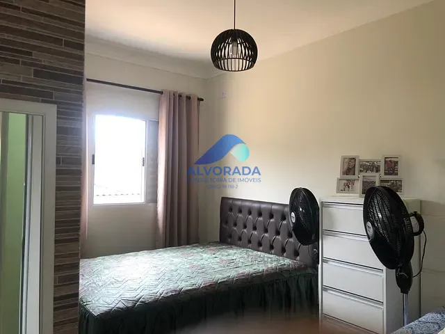 Sobrado com 107m² 2 quartos e 2 banheiros, à venda, no bairro Massaguaçu em Caraguatatuba