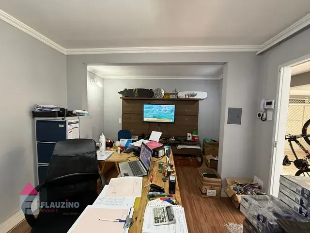 Sobrado com 145m² 4 quartos e 4 banheiros, à venda, no bairro Parque Maria Helena em São Paulo