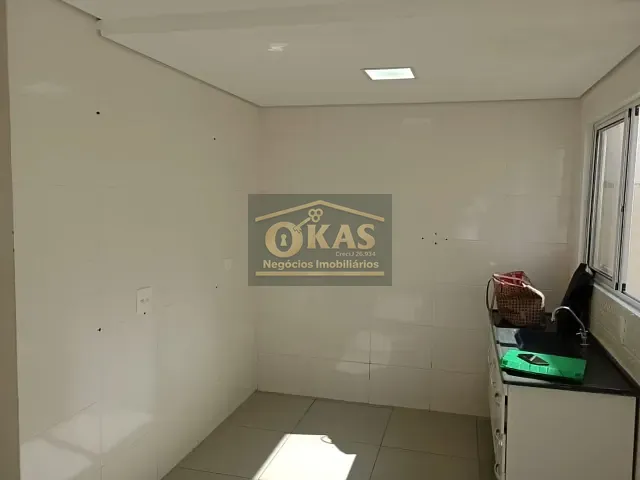 Sobrado com 57m² 2 quartos e 2 banheiros, à venda, no bairro Vila Colorado em Suzano