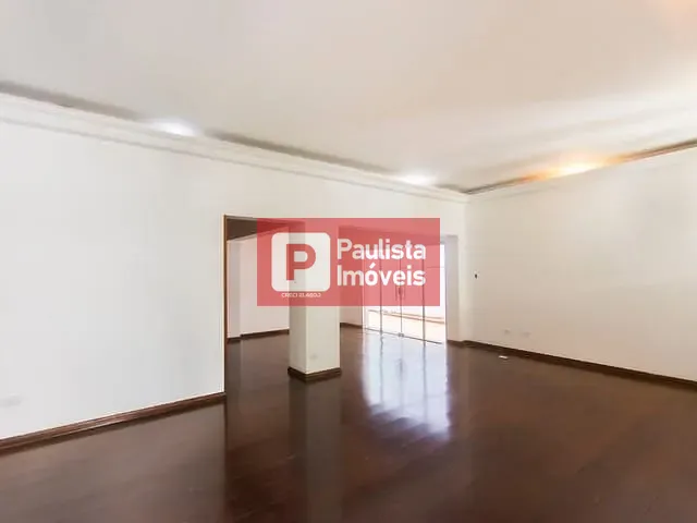 Casa com 380m² 3 quartos e 3 banheiros, à venda, no bairro Moema em São Paulo