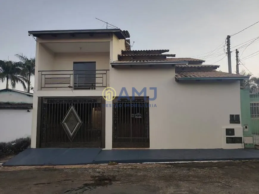 Sobrado, 5 quartos, 297 m² - Foto 1