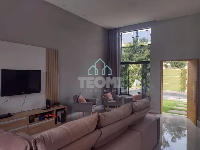 Sobrado com 252m² 3 quartos e 2 banheiros, à venda, no bairro Caminho Novo em Tremembé
