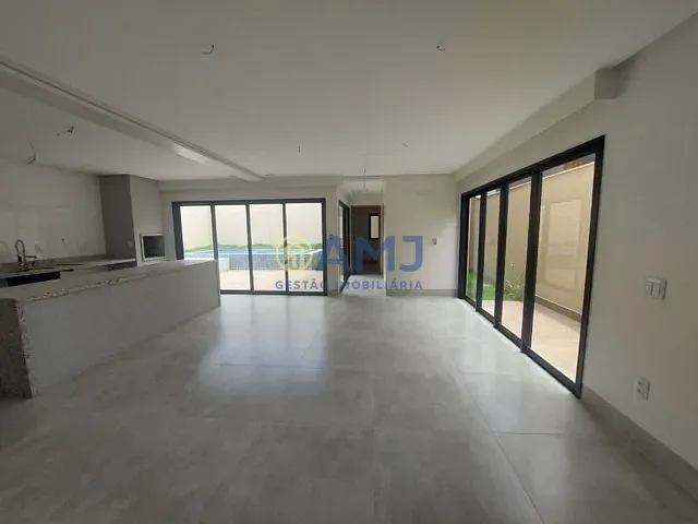 Sobrado com 300m² 4 quartos e 4 banheiros, à venda, no bairro Jardins Barcelona em Senador Canedo