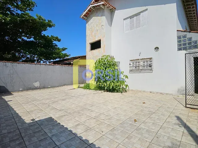 Sobrado com 330m² 3 quartos e 3 banheiros, para alugar, no bairro Indaiá em Bertioga