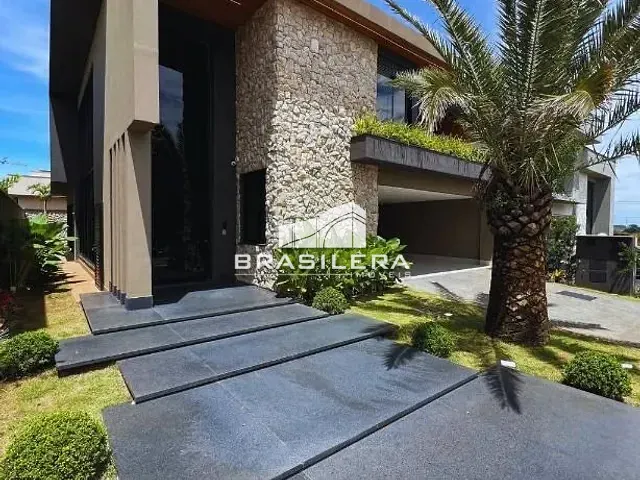 Sobrado com 440m² 5 quartos e 6 banheiros, à venda, no bairro Residencial Goiânia Golfe Clube em Goiânia
