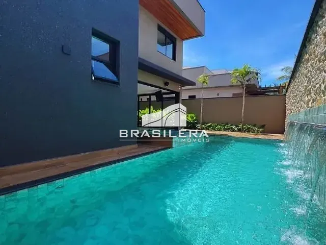 Sobrado com 440m² 5 quartos e 6 banheiros, à venda, no bairro Residencial Goiânia Golfe Clube em Goiânia