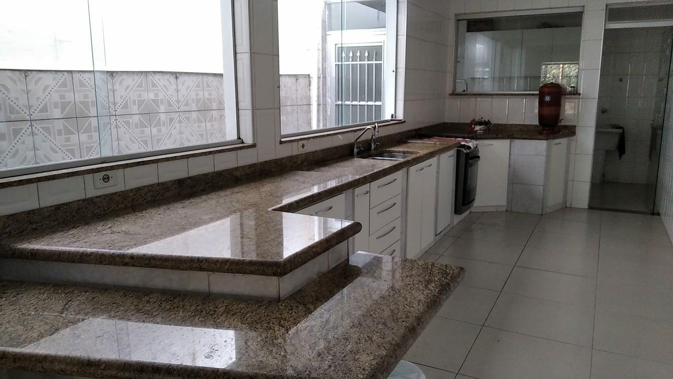 Sobrado à venda 3 Quartos, 1 Suite, 2 Vagas, 240M², Ipiranga, São Paulo - SP