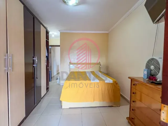 Sobrado 4 quartos e 4 banheiros, à venda, no bairro Jardim das Flores em Osasco