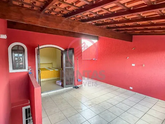 Sobrado 4 quartos e 4 banheiros, à venda, no bairro Jardim das Flores em Osasco