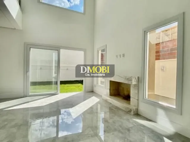 Sobrado com 278m² 3 quartos e 3 banheiros, à venda, no bairro Centro em Gravataí