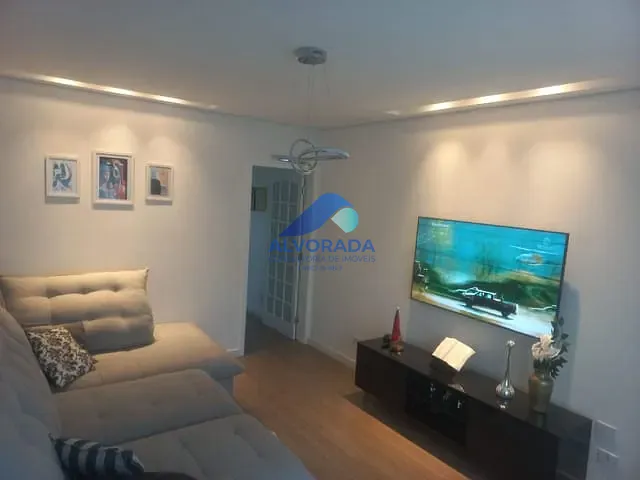 Sobrado com 250m² 3 quartos e 2 banheiros, à venda, no bairro Jardim Rubi em Mogi das Cruzes