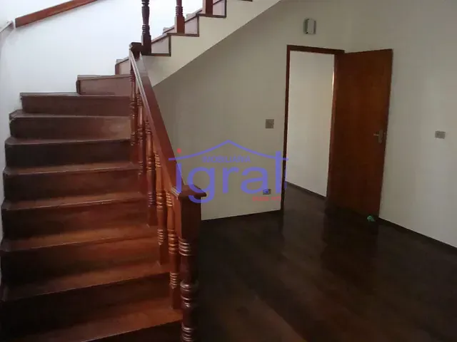 Sobrado com 172m² 3 quartos e 3 banheiros, à venda, no bairro Vila Marari em São Paulo
