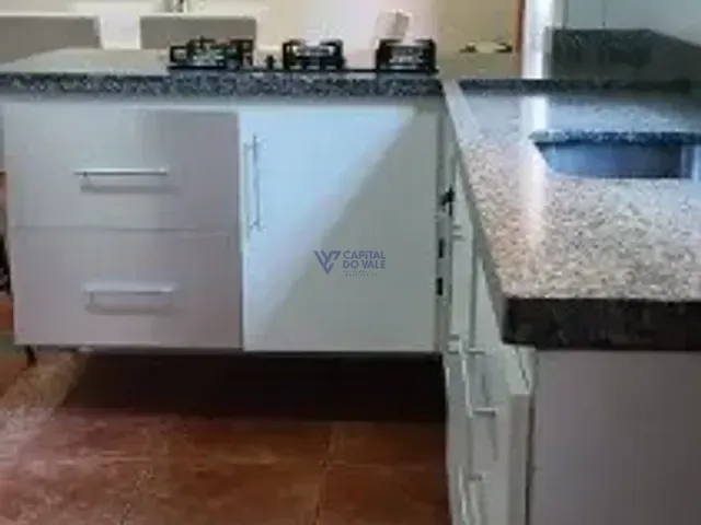 Sobrado 3 quartos e 3 banheiros, à venda, no bairro Jardim Sul em São José dos Campos