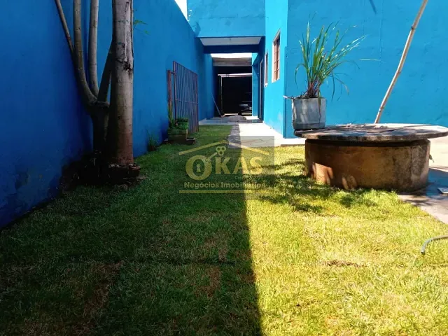 Sobrado com 198m² 3 quartos e 3 banheiros, à venda, no bairro Parque Santa Rosa em Suzano