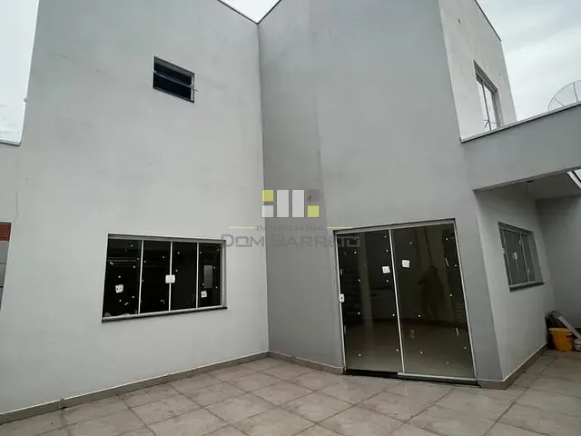 Sobrado com 140m², à venda, no bairro Jardim Novo Cambui em Hortolândia