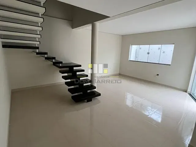 Sobrado com 140m², à venda, no bairro Jardim Novo Cambui em Hortolândia