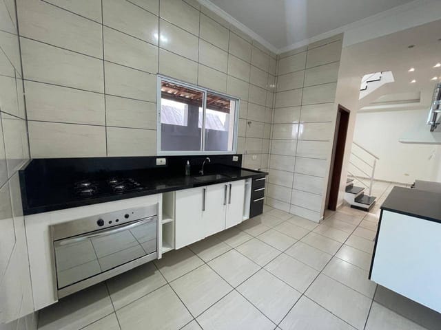 Sobrado com 152m² 3 quartos e 3 banheiros, à venda, no bairro Nakamura Park em Cotia