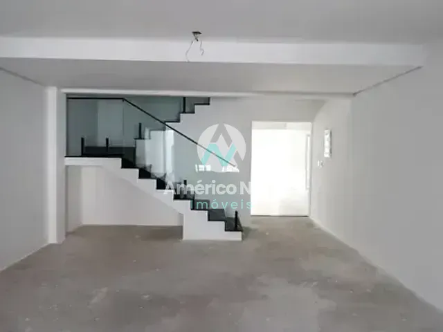 Sobrado 3 quartos e 4 banheiros, à venda, no bairro Olímpico em São Caetano do Sul