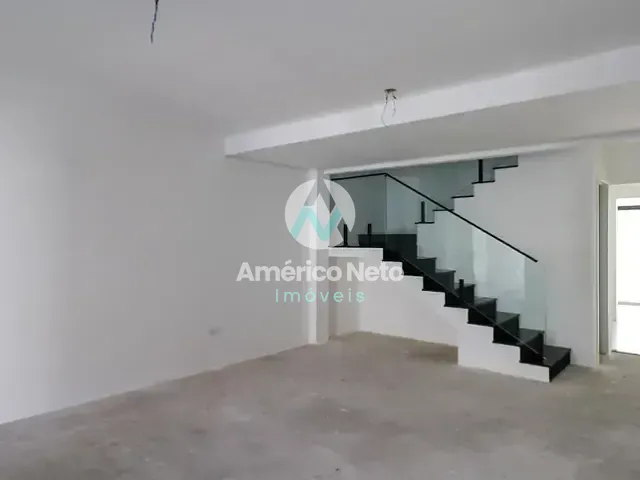 Sobrado 3 quartos e 4 banheiros, à venda, no bairro Olímpico em São Caetano do Sul