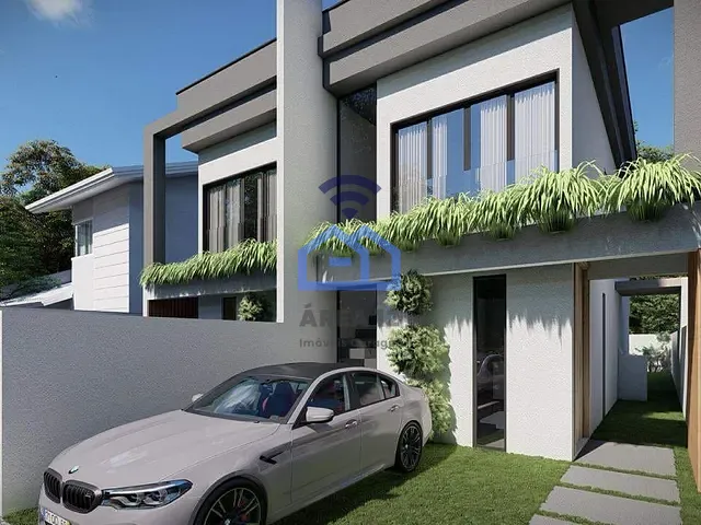 Sobrado com 140m² 3 quartos e 4 banheiros, à venda, no bairro Golfinho em Caraguatatuba