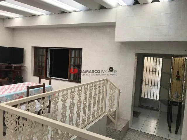 Sobrado com 257m² 4 quartos e 3 banheiros, à venda, no bairro Vila Palmares em Santo André