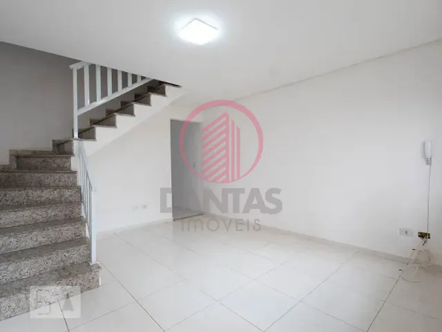 Sobrado 2 quartos e 2 banheiros, à venda, no bairro Conceição em Osasco