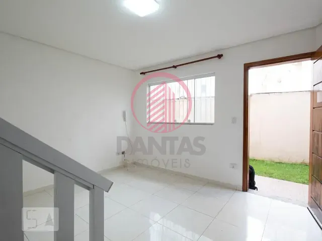 Sobrado 2 quartos e 2 banheiros, à venda, no bairro Conceição em Osasco