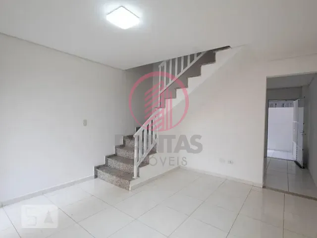 Sobrado 2 quartos e 2 banheiros, à venda, no bairro Conceição em Osasco