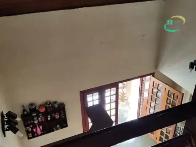 Sobrado com 360m² 4 quartos e 5 banheiros, à venda ou para alugar, no bairro Jardim das Paineiras em Campinas