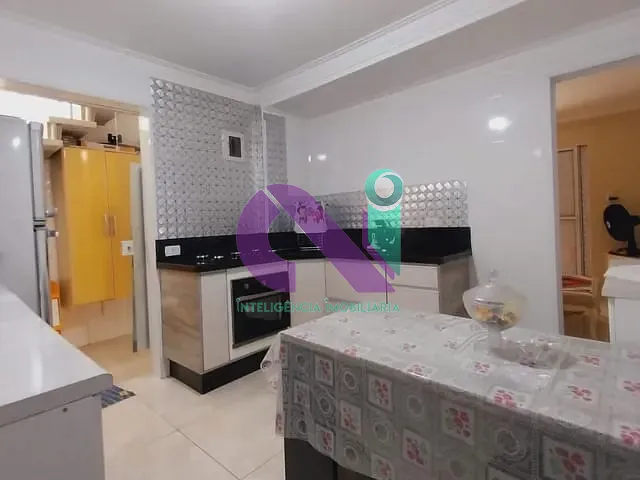 Sobrado com 125m² 2 quartos e 2 banheiros, à venda, no bairro Cidade das Flores em Osasco