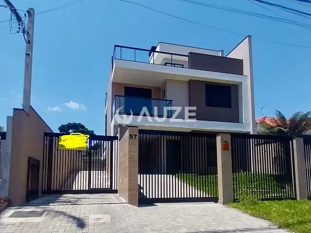 Sobrado com 167m² 3 quartos e 3 banheiros, à venda, no bairro Xaxim em Curitiba