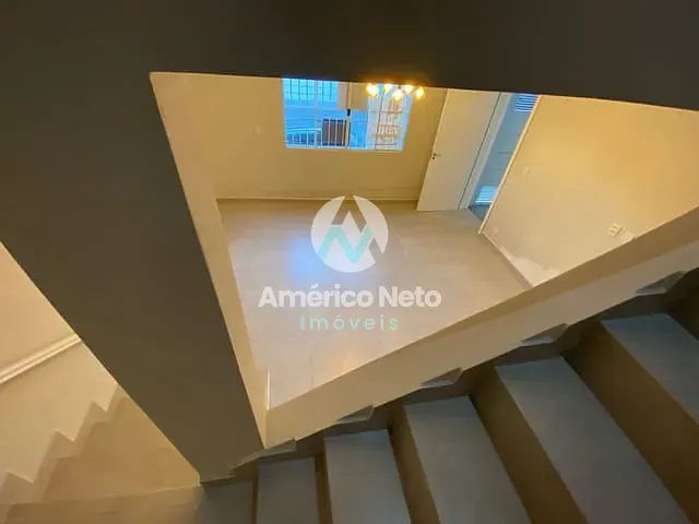 Sobrado com 76m² 3 quartos e 3 banheiros, à venda, no bairro Olímpico em São Caetano do Sul