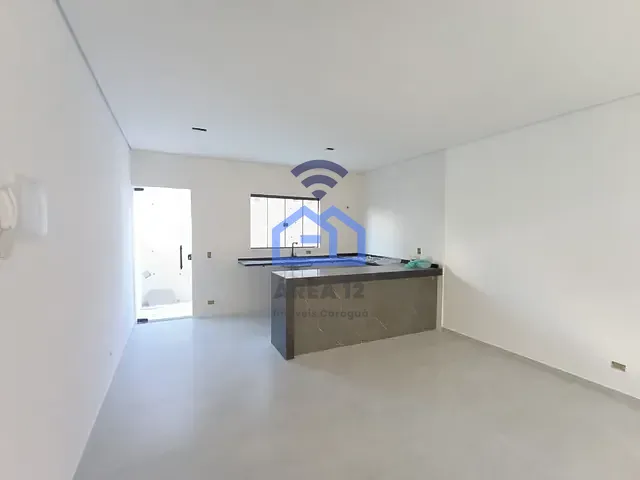 Sobrado com 120m² 2 quartos e 3 banheiros, à venda, no bairro Pontal de Santa Marina em Caraguatatuba