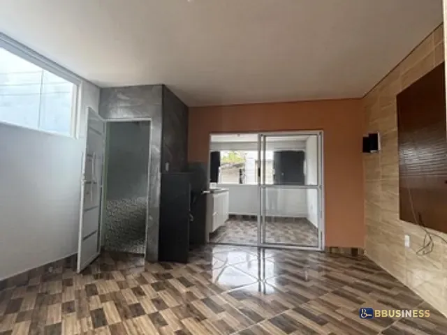 Sobrado com 83m² 4 quartos e 4 banheiros, à venda, no bairro Rio da Praia em Bertioga