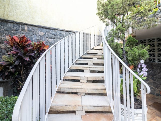 Foto do Sobrado - Sobrado para venda com 3 quartos, sendo 1 suíte, 244m² | Lares e Andares Imóveis