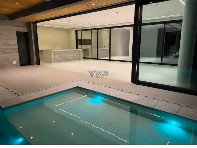 Sobrado 4 quartos e 5 banheiros, à venda, no bairro Condomínio Residencial Alphaville II em São José dos Campos