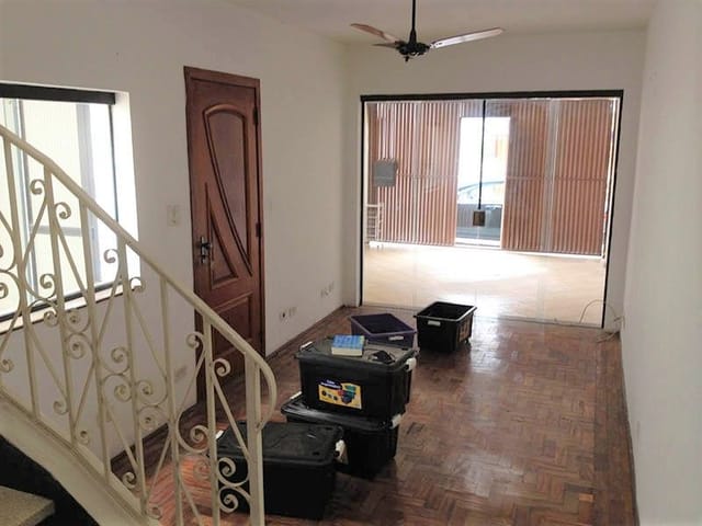Foto do Sobrado - Sobrado a Venda com 113 m², 2 quartos, entrada lateral, 2 vagas, todo com ar condicionado  - Campo Belo - São Paulo/SP | Paulista Imóveis