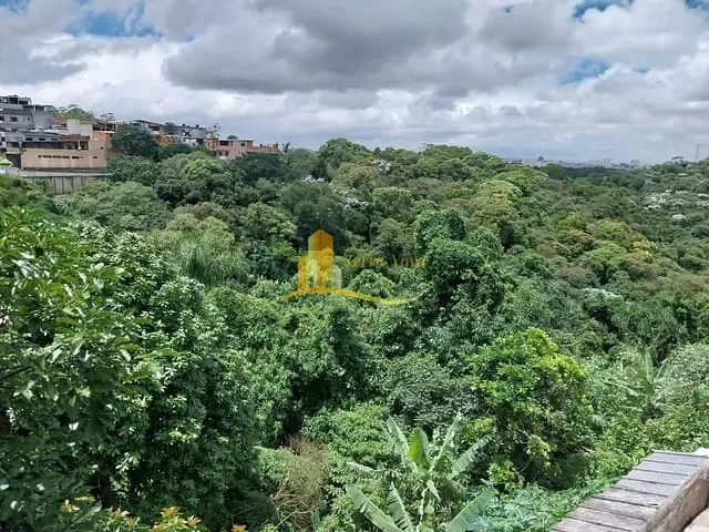 Sobrado com 270m² 6 quartos e 7 banheiros, à venda, no bairro Gleba do Pêssego em São Paulo